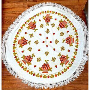 MCM Terrycloth & Fringe Round Tablecloth Strawberries Baskets Red Orange & Gold